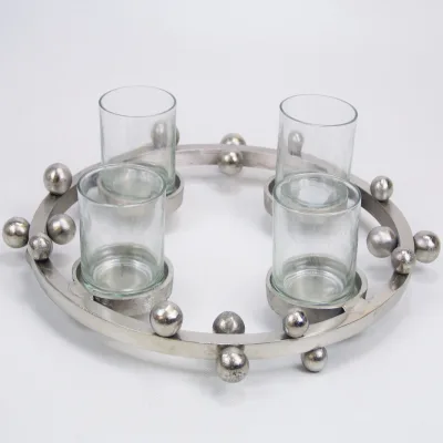 Adventskranz mit Kugeln, silber