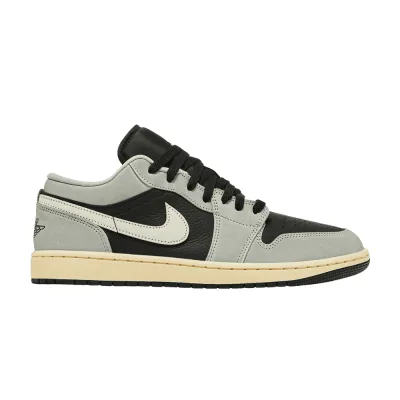 Air Jordan 1 Low Light Smoke Grey