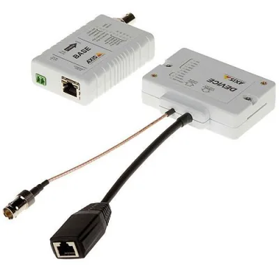 AXIS T8645 PoE+ Over Coax Compact Kit Einzelkanal-Migration auf IP mit zwei Adaptern Weiß Kompakte Integration in Gehäuse und Backboxen für einfache Installation und zentrale Stromversorgung über Koaxialkabel
