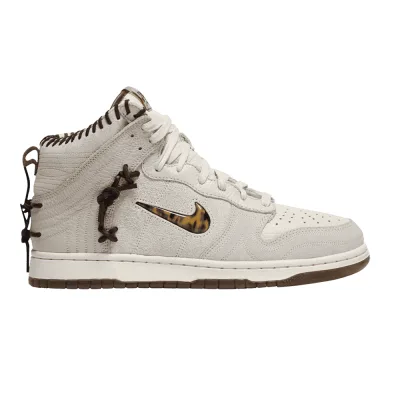 Bodega x Nike Dunk High Friends & Family