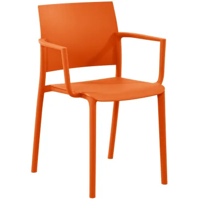 CLP Gartenstuhl stapelbar Valtor mit Armlehnen aus Kunststoff, wetterfest, ideal für Garten, Terrasse, Balkon und Küche, belastbar bis 150 kg