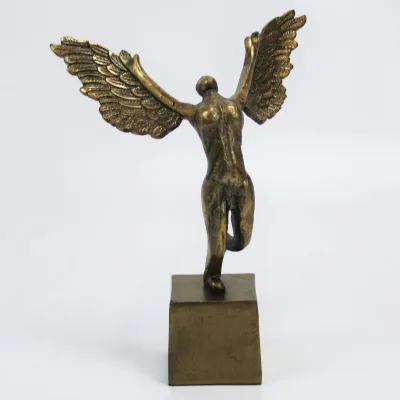 Engel auf Sockel, gold, Höhe ca. 44 cm