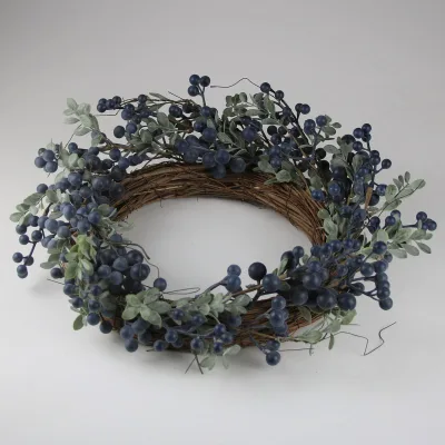 Künstlicher Kranz mit Beeren, blau, Ø ca. 45 cm