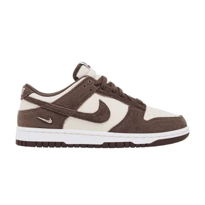 Nike Wmns Dunk Low Light Orewood Baroque Brown