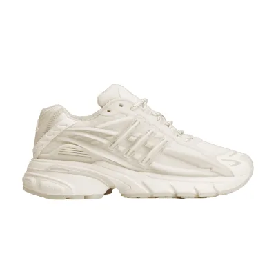 Pharrell x VIRGINIA x adidas Adistar Jellyfish Triple White