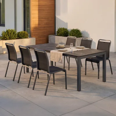Stern OSKAR Aluminium Set 7-teilig Oskar Aluminium graphit mit 6 Stapelstühlen und einem Ausziehtisch 200/250x100 cm Slate