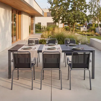 Stern SKELBY Aluminium Set 7-teilig Oskar Aluminium graphit mit 3 Stapelsesseln und 3 Stapelstühlen und einem Ausziehtisch 200/250x100 cm Slate