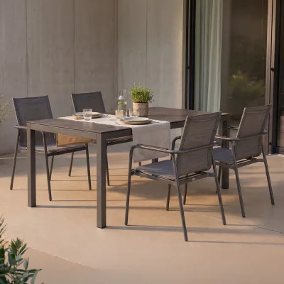 Stern VENTO Aluminium Set 5 -teilig Vento Aluminium graphit mit 4 Stapelsesseln und einem Tisch 160x90cm graphit mit Beton dunkel