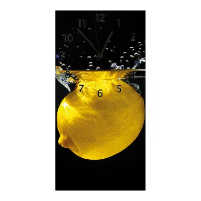 Wallario Uhr 20 x 20 cm, weiße Zeiger Zitrone im Wasser - Frisches Obst für die Küche