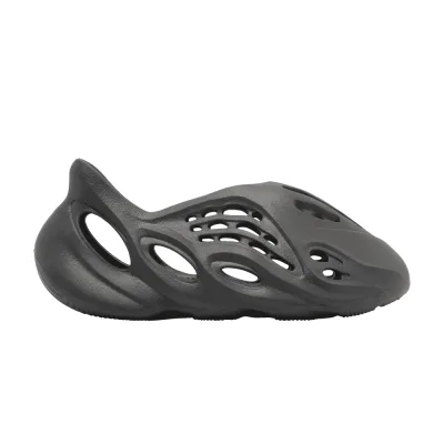 Yeezy Foam RNNR Onyx